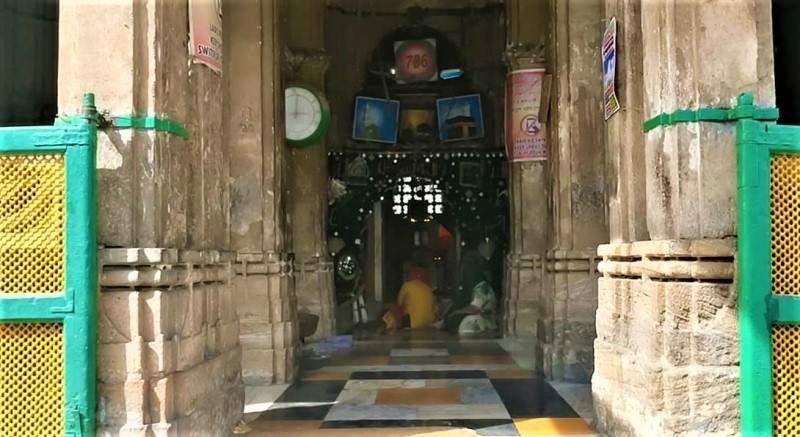  Ahmad shah tomb Badshah no hajiro